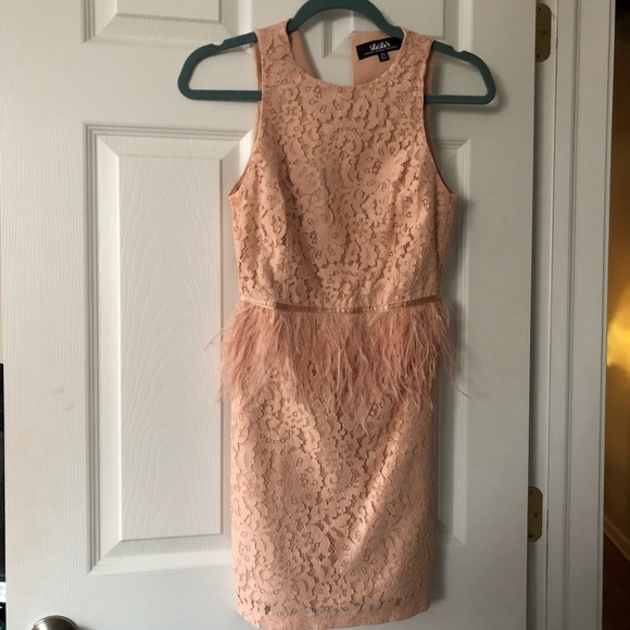 Lulus Dresses & Skirts - Blush Lulus dress